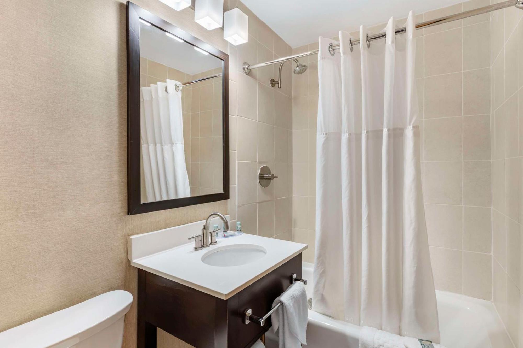 Best Western Watertown/Fort Drum Екстериор снимка