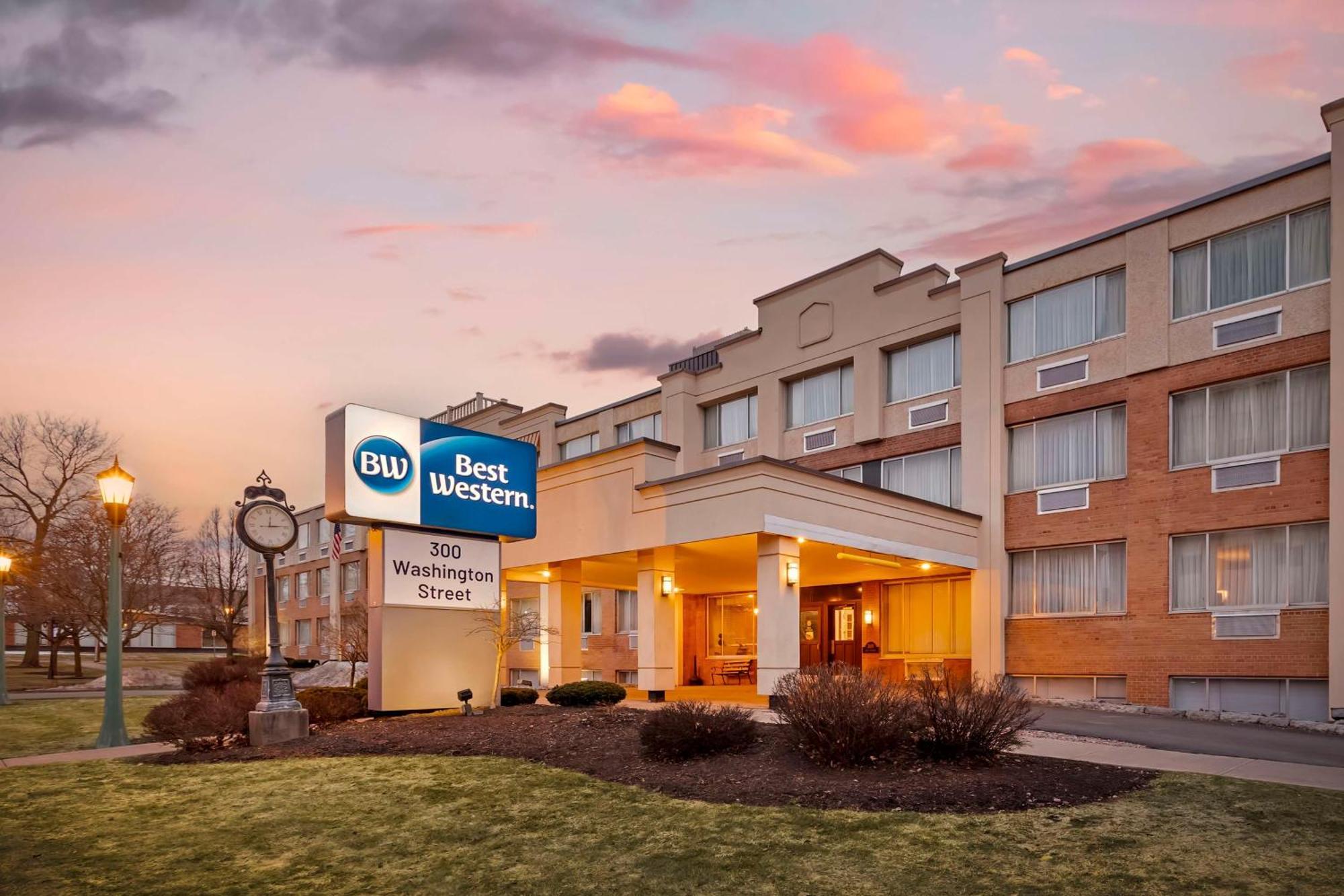 Best Western Watertown/Fort Drum Екстериор снимка