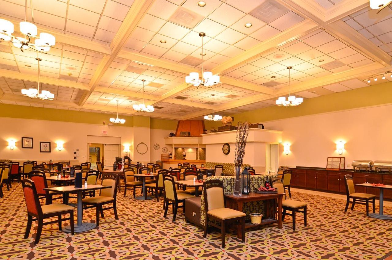 Best Western Watertown/Fort Drum Ресторант снимка